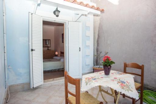 Fernanda'S Traditional 2 Floor House Villa Poros  Exterior foto