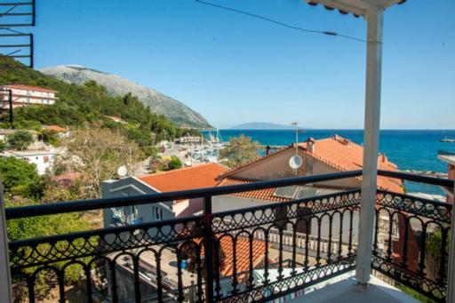 Fernanda'S Traditional 2 Floor House Villa Poros  Exterior foto